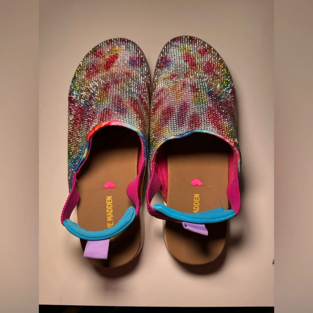 Size 5 | Steven Madden | Big Kids Sandals